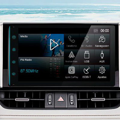 RADIO TOUCHSCREEN DE 8” 
 Una radio de 8” completamente nueva, con radio, MP3, bluetooth, Apple CarPlay®, Android Auto® y puerto USB en el panel central para que disfrutes al máximo tu viaje y música (Imagen referencial).