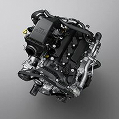 MOTOR 
 La Rush cuenta con un motor de 1,496 cc, con una potencia de 101.9 hp y un torque de 13.6 kgm / 4,200 rpm, para darte el mejor desempeño de la categoría.